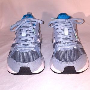 Women’s Adidas Adizero Tempo 9 Running Shoes!